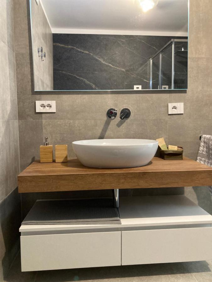 Civico 93 Apartment Малчезине Екстериор снимка