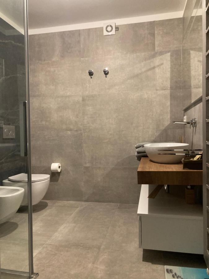Civico 93 Apartment Малчезине Екстериор снимка